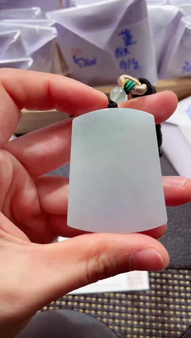 颈饰未镶嵌翡翠000111