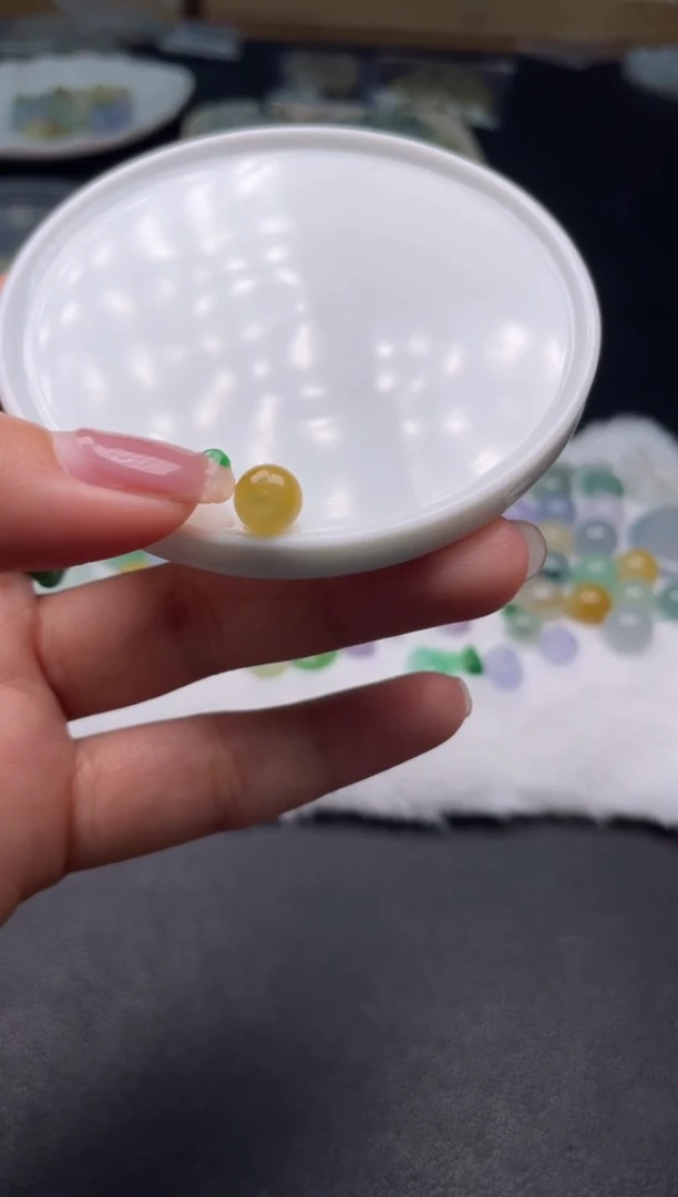 翡翠未镶嵌颈饰啊A266