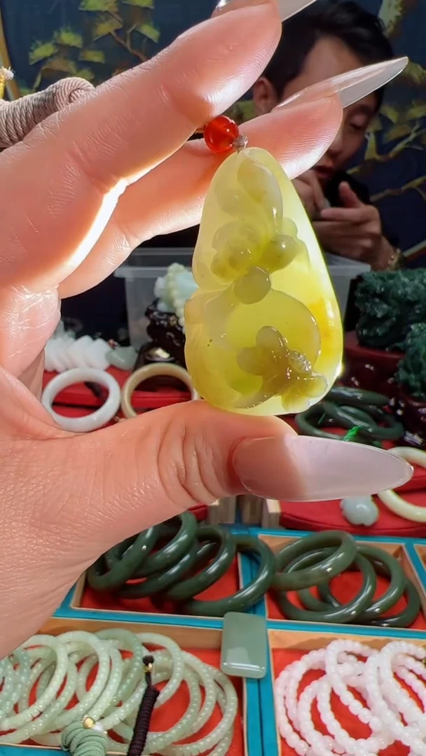 【闪购商品】和田玉吊坠未镶嵌1