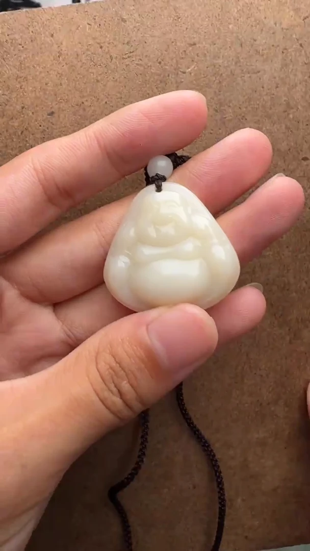 颈饰未镶嵌和田玉D