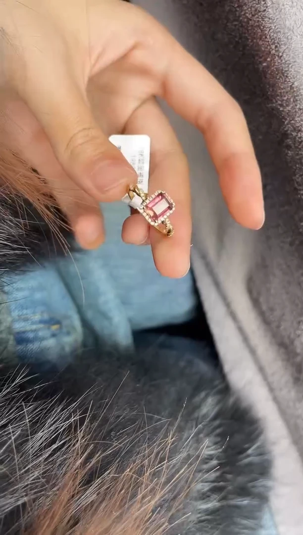 【闪购商品】碧玺戒指18K金镶嵌一枚