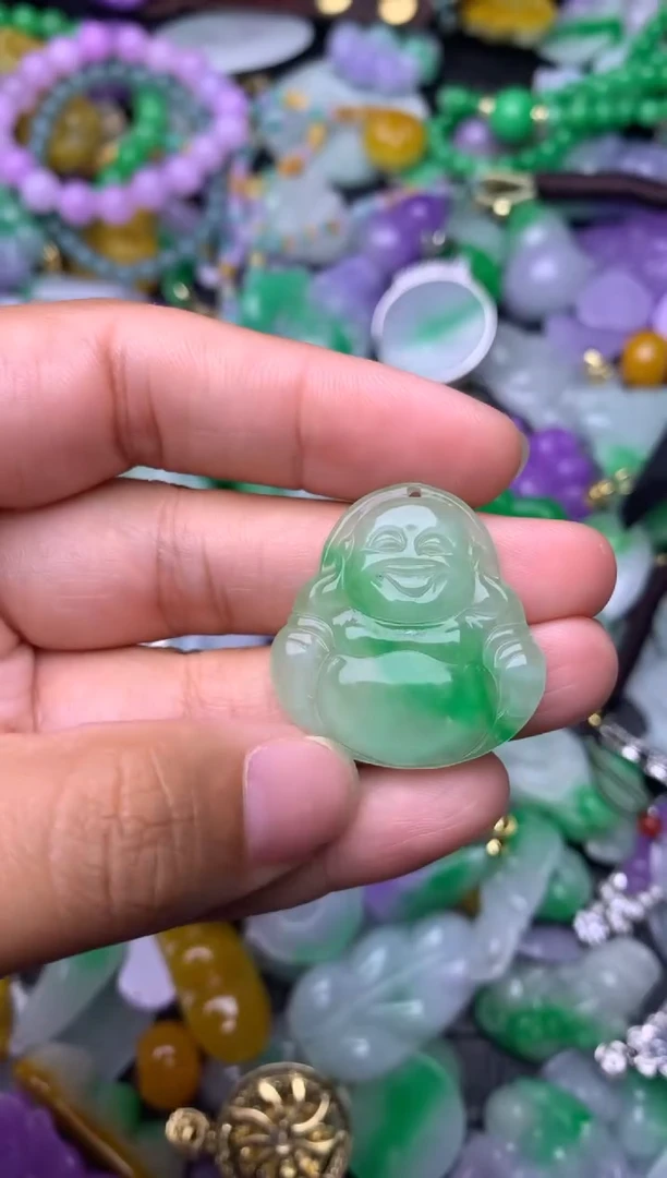 颈饰未镶嵌翡翠缅甸翡翠吊坠