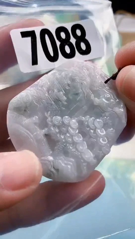 【闪购商品】翡翠挂件未镶嵌天然翡翠吊坠挂件