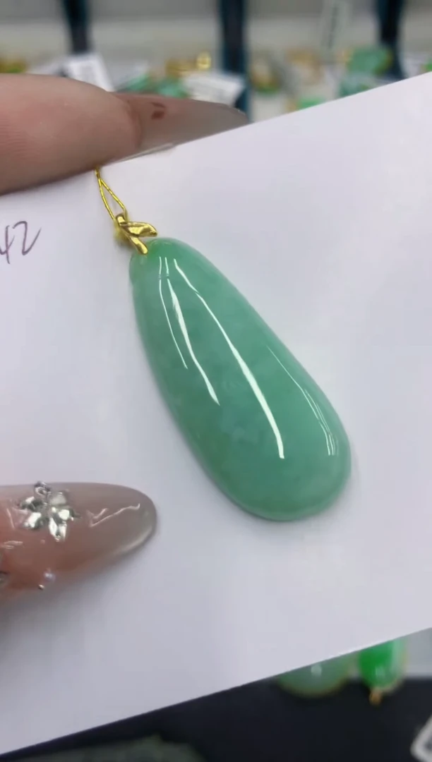 颈饰未镶嵌翡翠11111