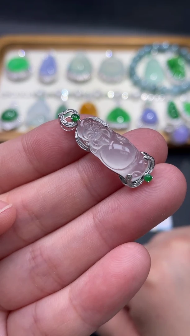 【闪购商品】翡翠颈饰18K金镶嵌30........