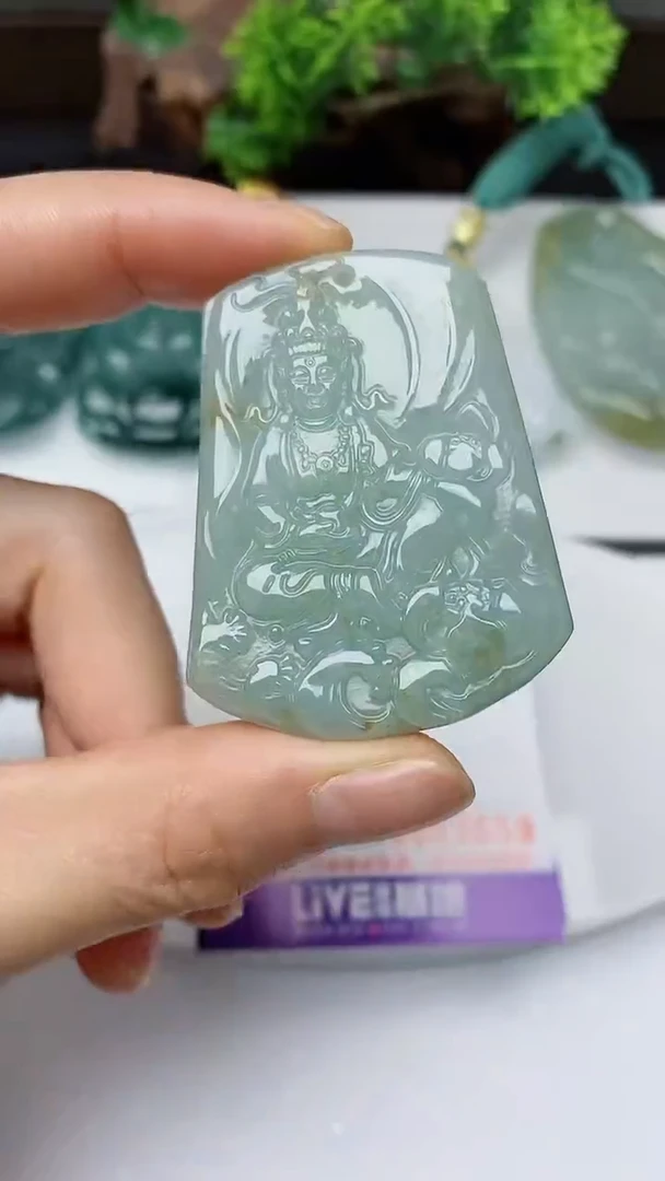 【闪购商品】翡翠颈饰未镶嵌