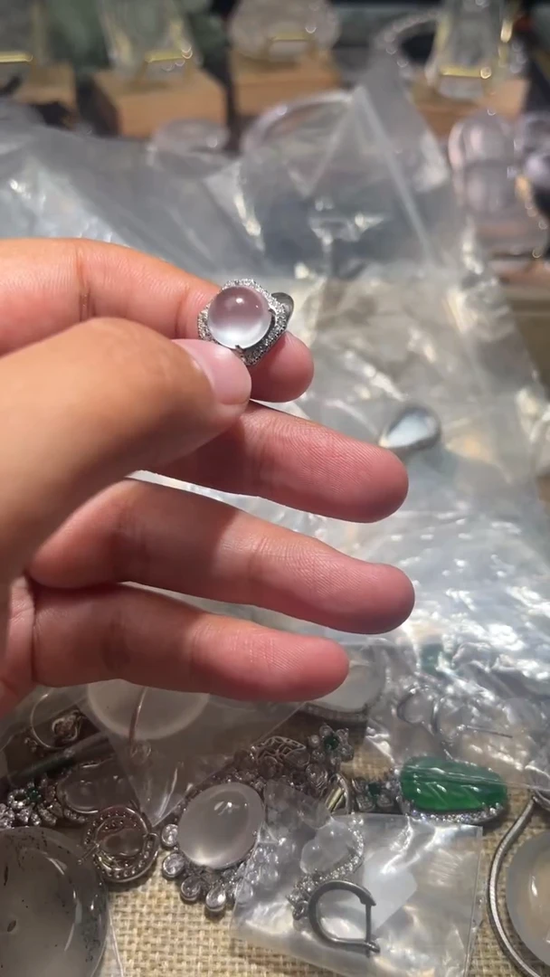 石英质玉未镶嵌戒指无