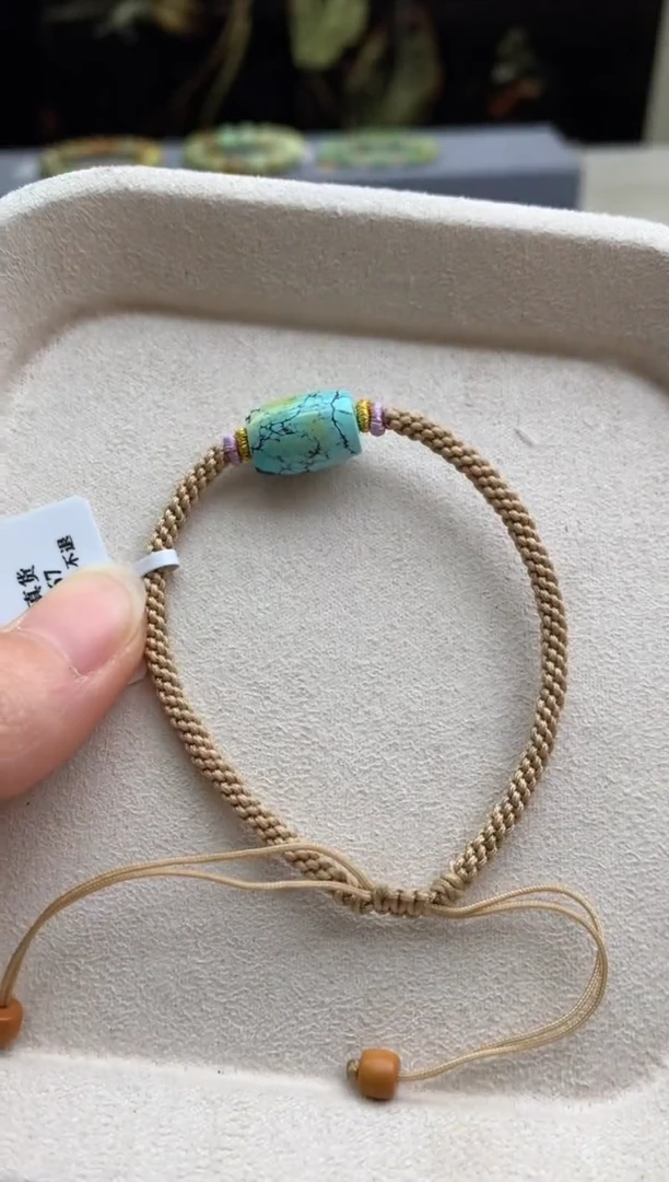 未镶嵌绿松石手绳茜.V58