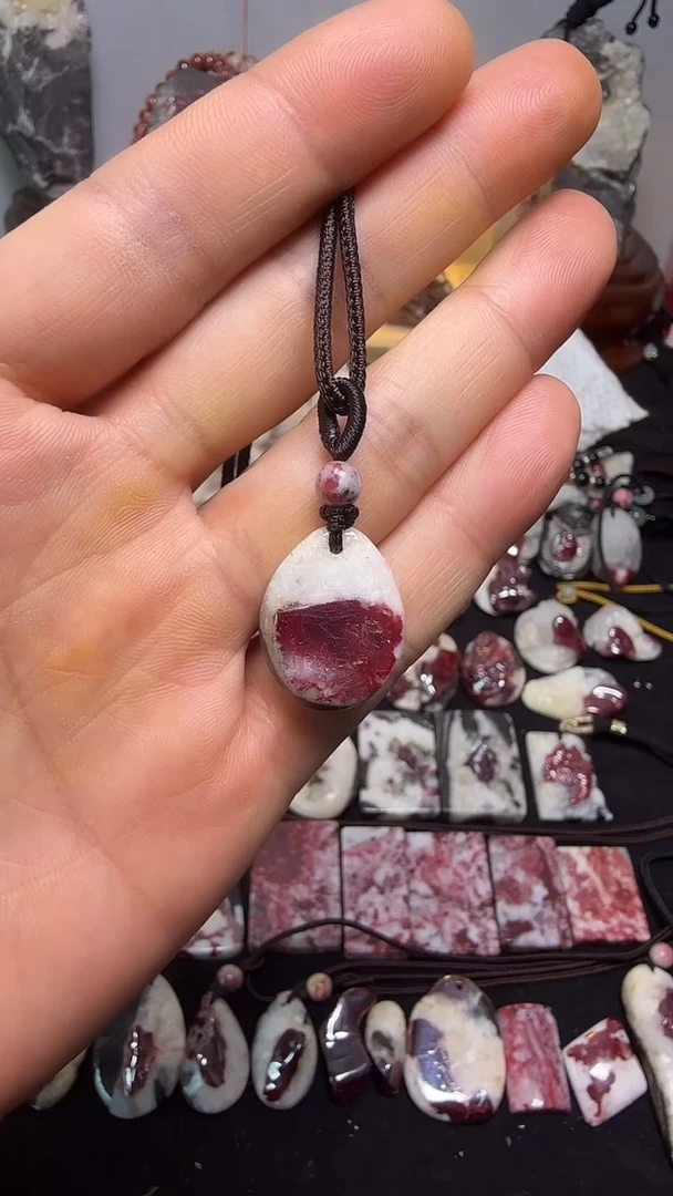 天然辰砂大晶砂随行吊坠