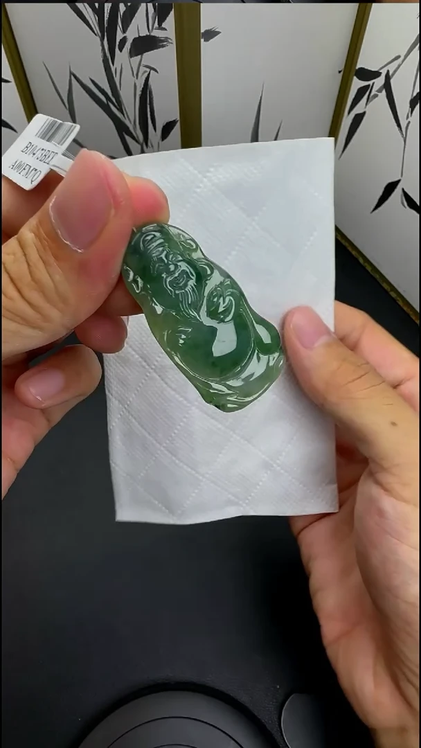 翡翠未镶嵌颈饰DSD0806085