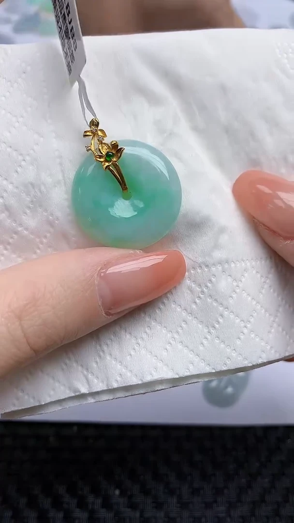 【闪购商品】翡翠颈饰18K金镶嵌天然翡翠A货