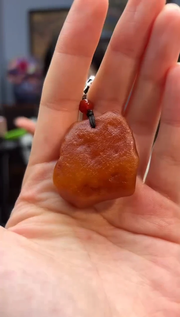 琥珀颈饰未镶嵌吊坠