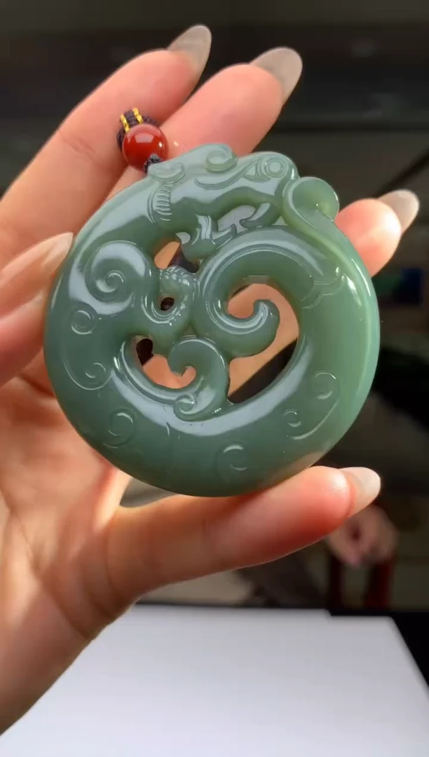 【闪购商品】定制和田玉Boss阳天然和田玉（拍一发一）