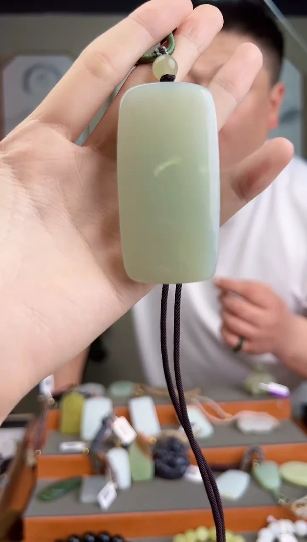 颈饰未镶嵌和田玉多样性发货 拍一单发一个