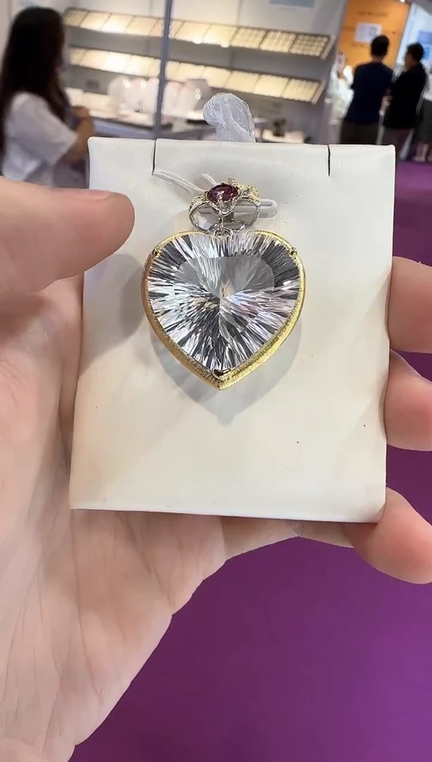 颈饰银S925镶嵌水晶50ct22mm净体白水晶