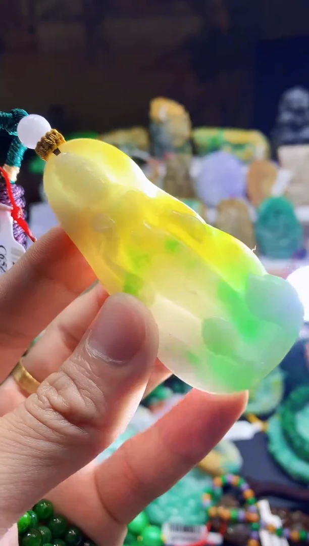 颈饰未镶嵌翡翠天然A货翡翠