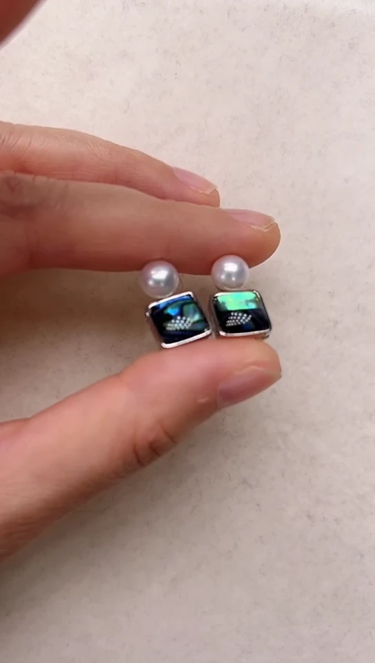 【闪购商品】淡水珍珠耳饰合金银色方形鲍鱼