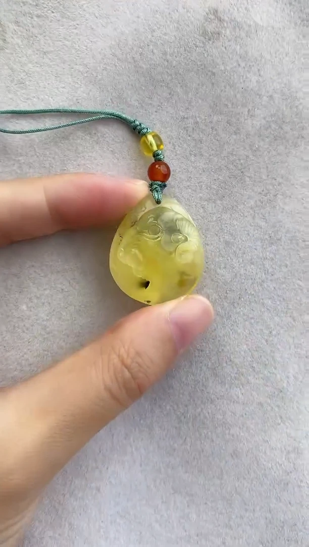 裸石琥珀未镶嵌10927016-特价手机坠