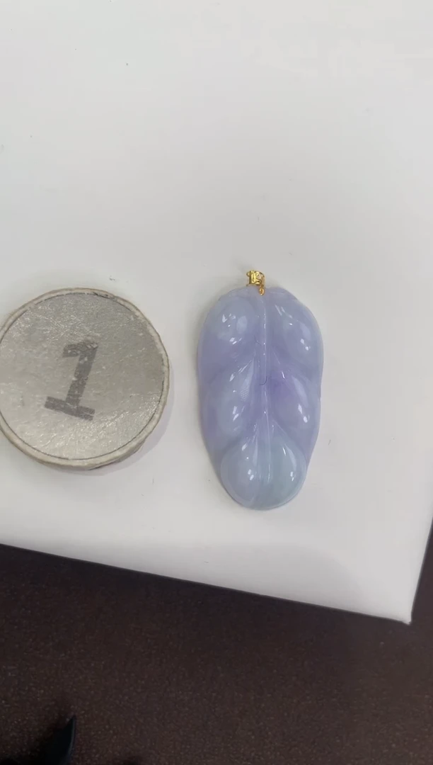 颈饰18K金镶嵌翡翠天然缅甸a货翡翠(多样性发其一)