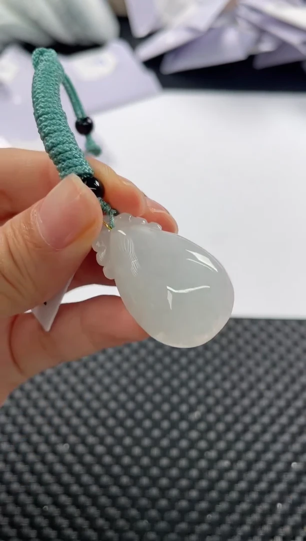 颈饰未镶嵌翡翠 4033 福瓜