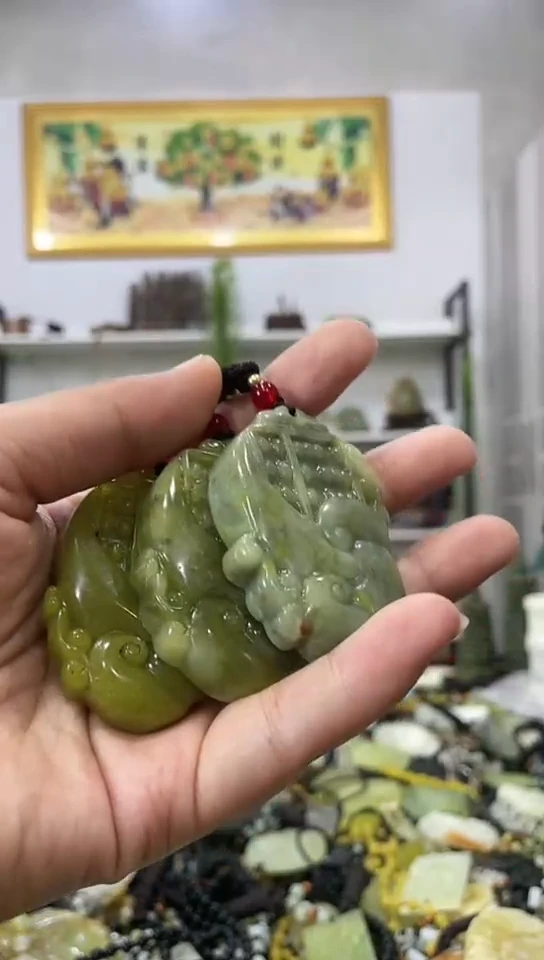 岫玉未镶嵌挂件多样性发货其中发一件