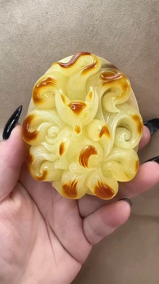 琥珀颈饰未镶嵌吊坠