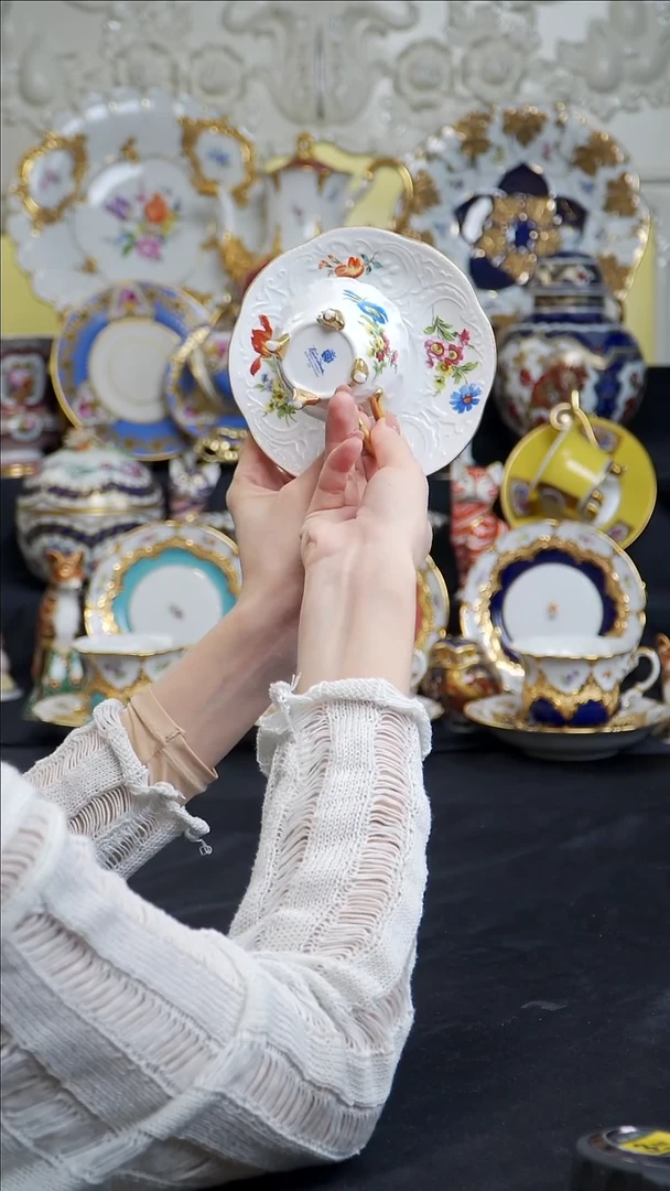 骨瓷婷婷中古器物如图所示97
