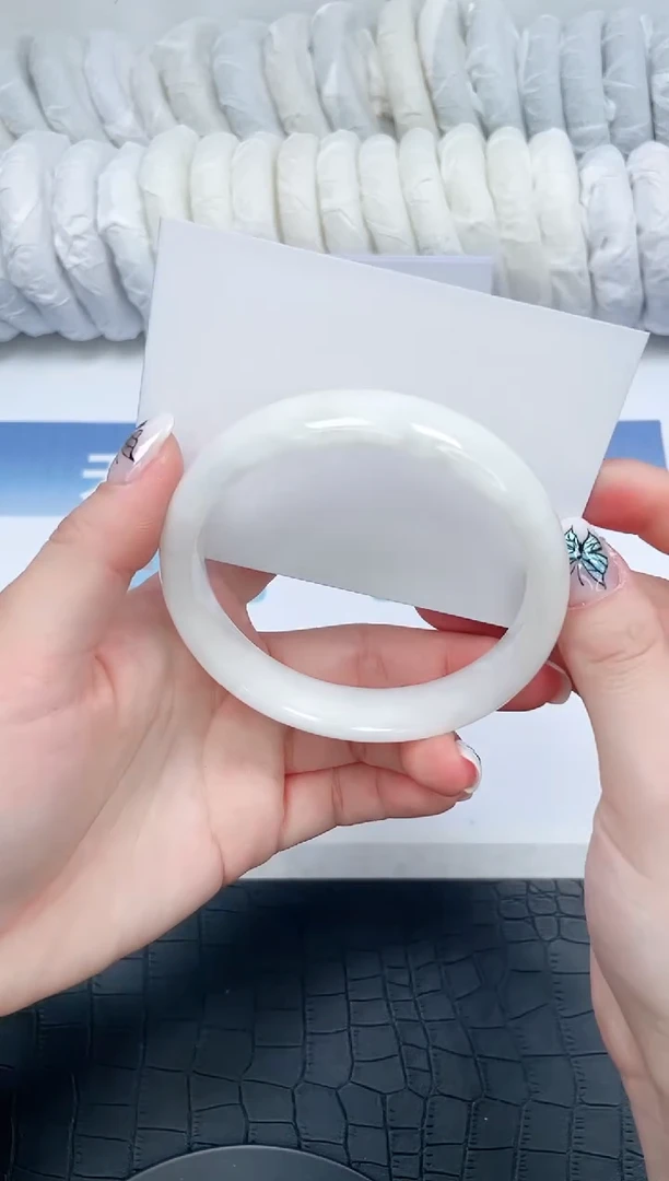 【闪购商品】和田玉手镯未镶嵌109-60