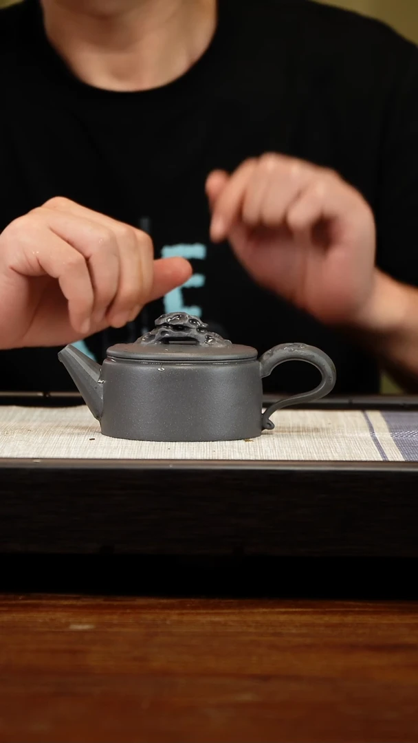 茶壶紫砂天青天际（锯钉）