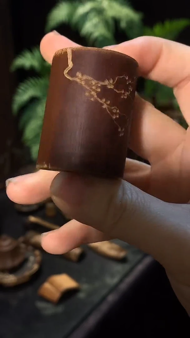 铜钱梅花盖置.......