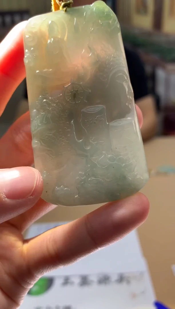 未镶嵌定制翡翠川**息翡翠挂件 多样性发一件