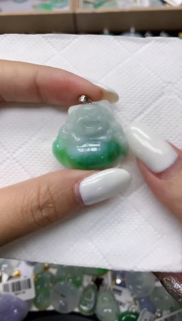 颈饰18K金镶嵌翡翠11111111111