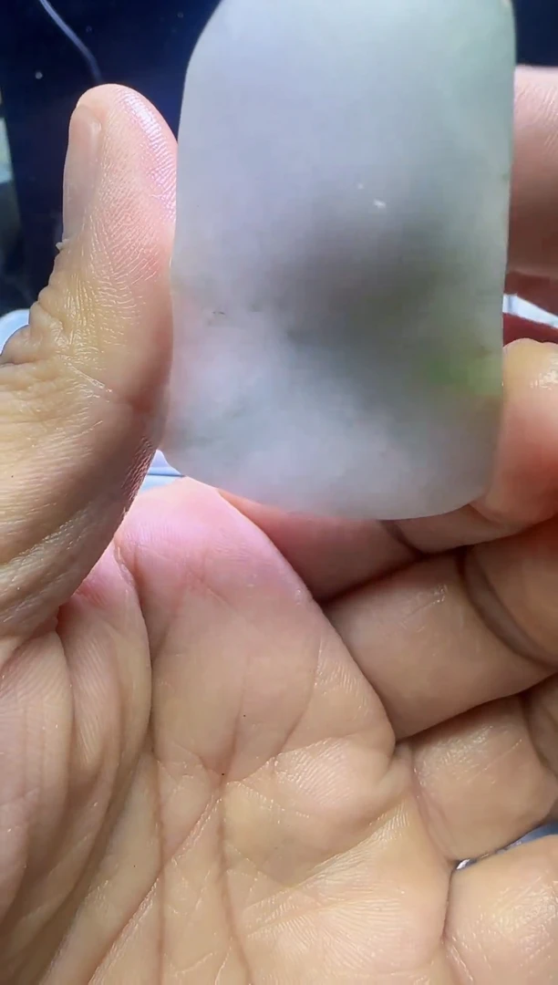 翡翠未镶嵌颈饰我***肉118天然A货翡翠