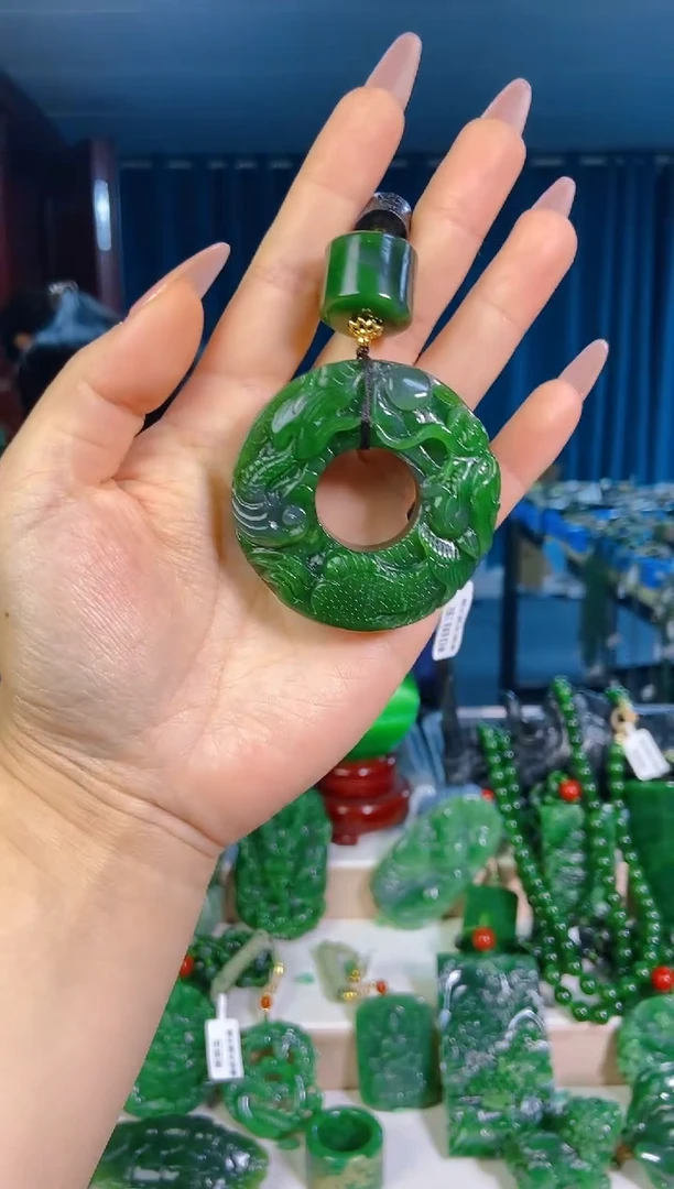 和田玉未镶嵌挂件1