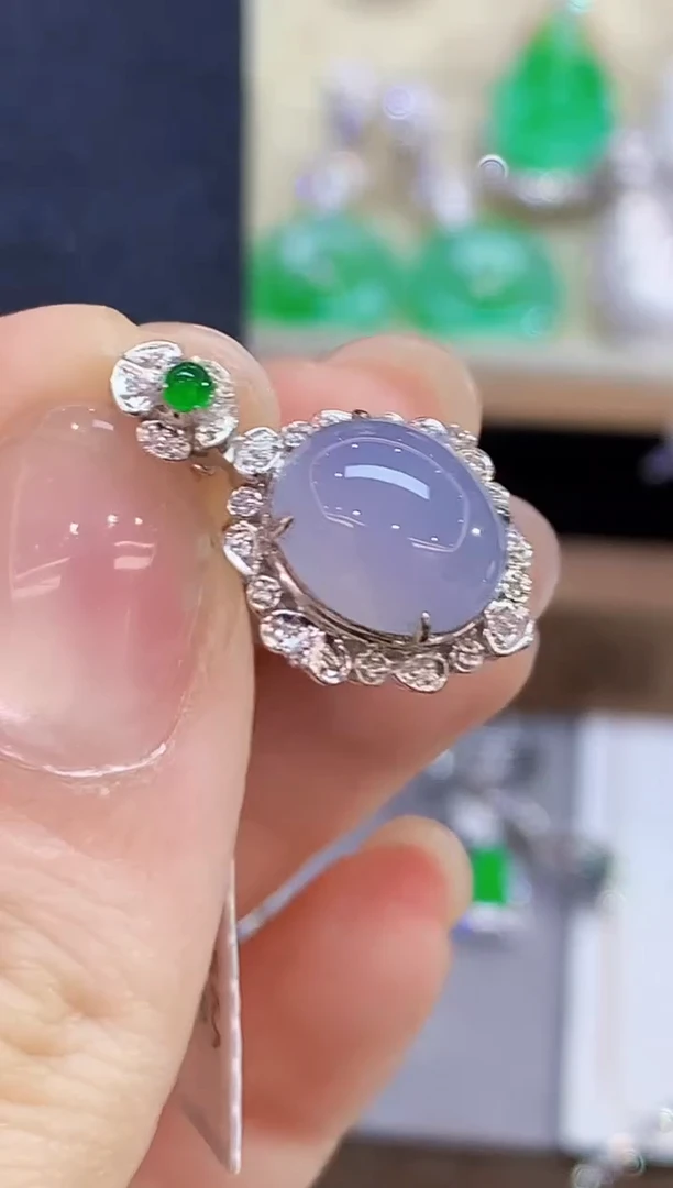 吊坠(不含链)18K金镶嵌翡翠L1659多样性发其一