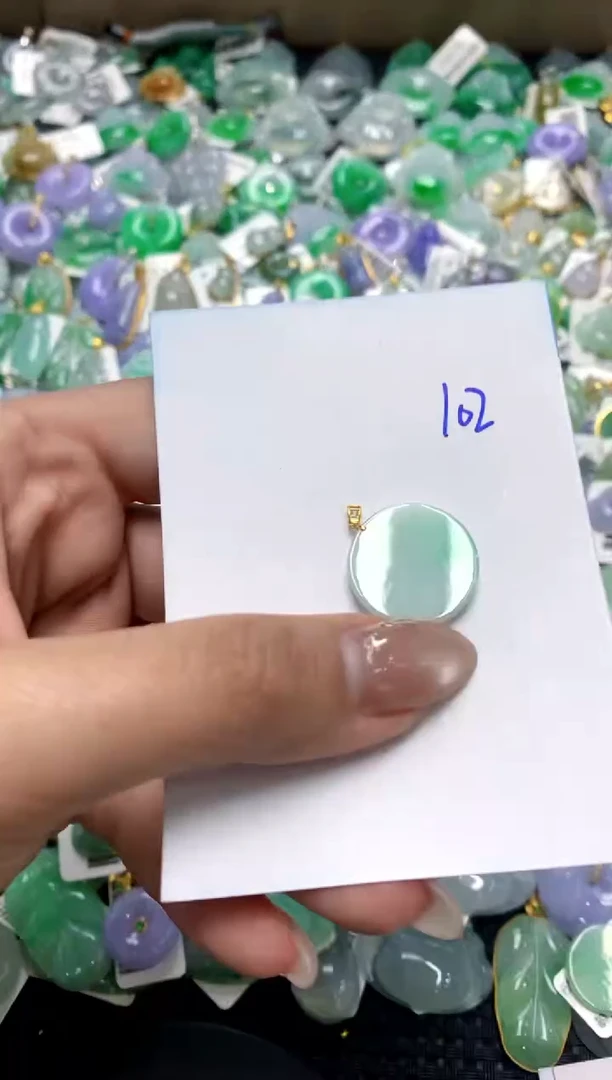 【闪购商品】翡翠颈饰18K金镶嵌1111111111111111