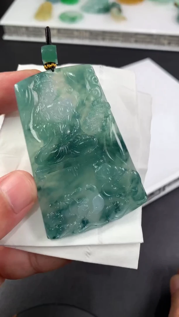 未镶嵌定制翡翠翡翠