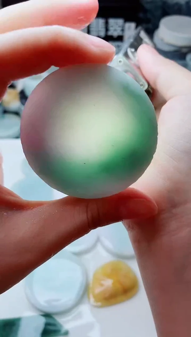 翡翠未镶嵌颈饰2943.......