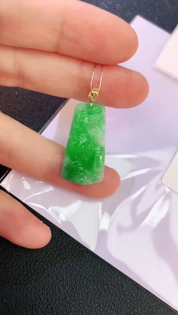 翡翠18K金镶嵌颈饰赠礼盒证书 麦麦