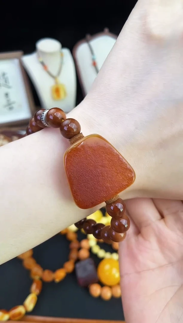 琥珀未镶嵌珠宝奇石柒月