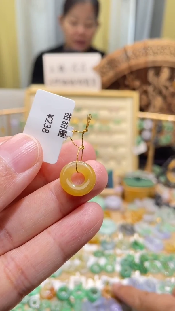 颈饰未镶嵌翡翠甜甜圈