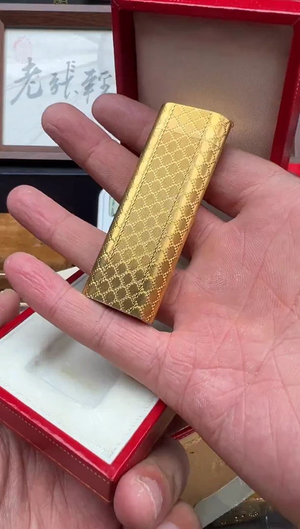 鸿****7【老张回血】中古打火机（裸机）