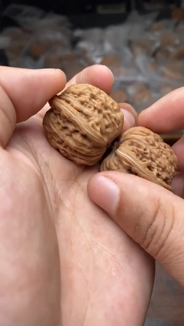 【闪购商品】文玩核桃把件A24号31尺四座楼