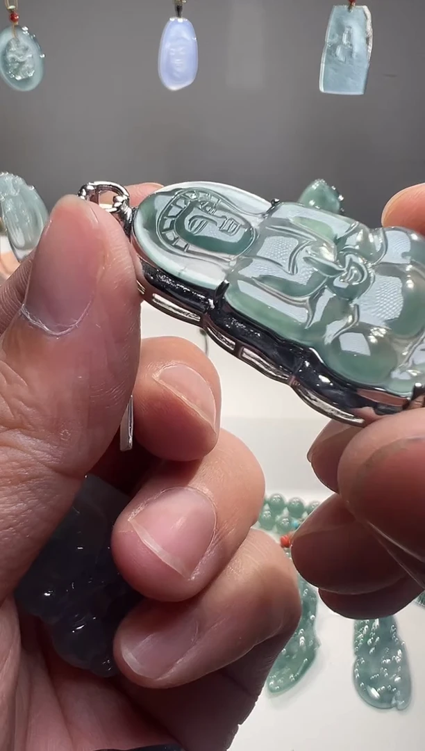 吊坠(不含链)未镶嵌翡翠观音