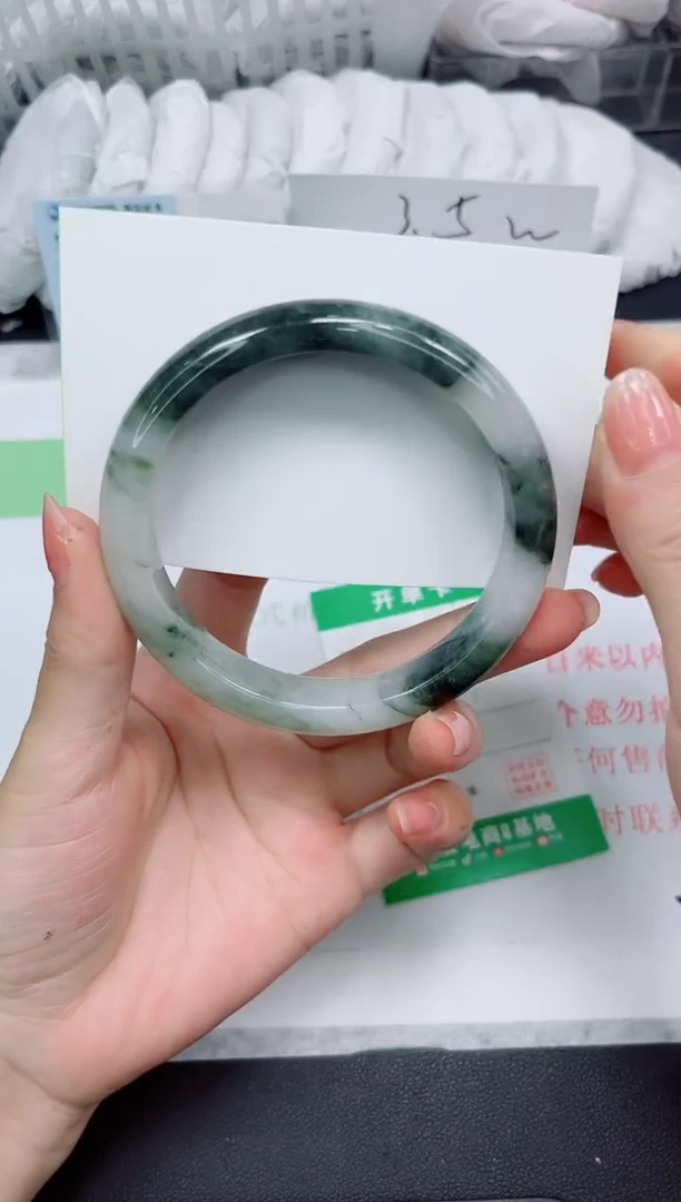 石英质玉手镯未镶嵌235-62
