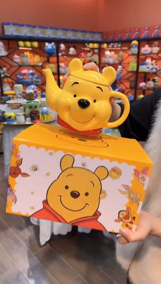 瓷片@@维尼熊陶瓷水壶（礼盒）