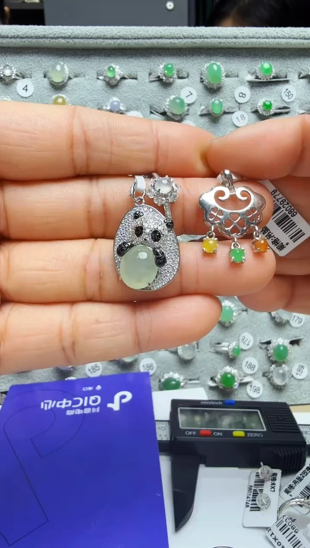 翡翠戒指银S925镶嵌925银镶缅甸A货翡翠戒指