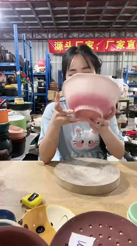 瑕疵粉色汤碗不可明火