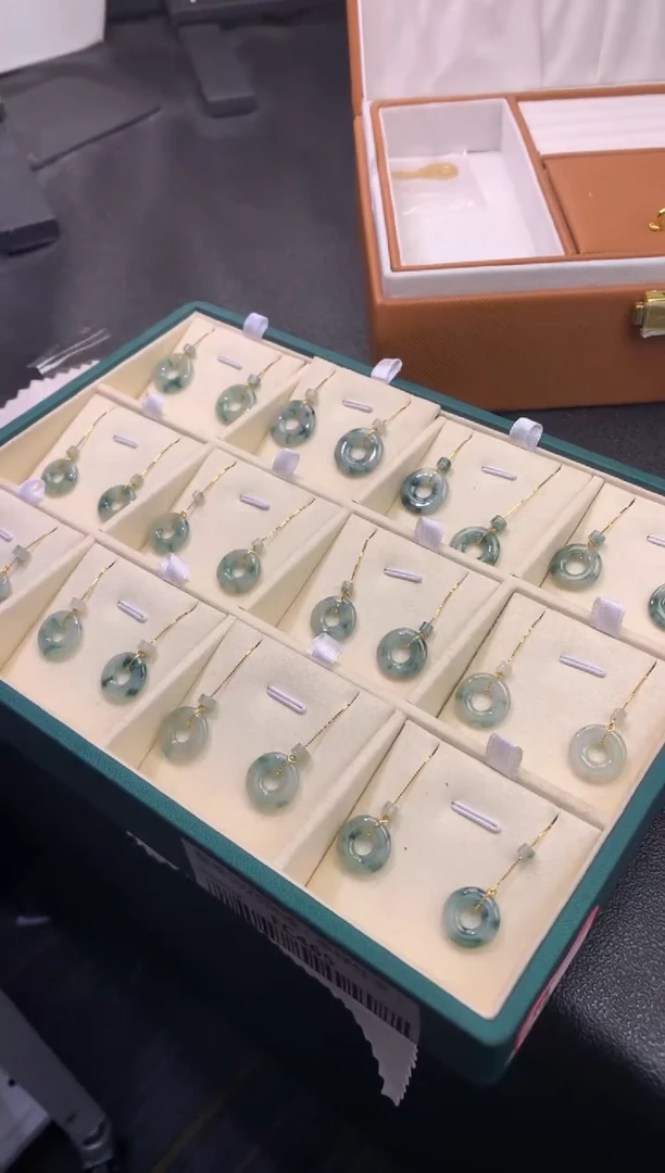 银S925镶嵌翡翠耳饰FC465 翡翠耳线 多样性发其一