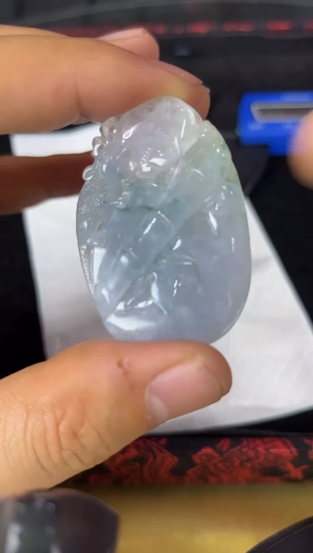 颈饰未镶嵌翡翠天然A货翡翠